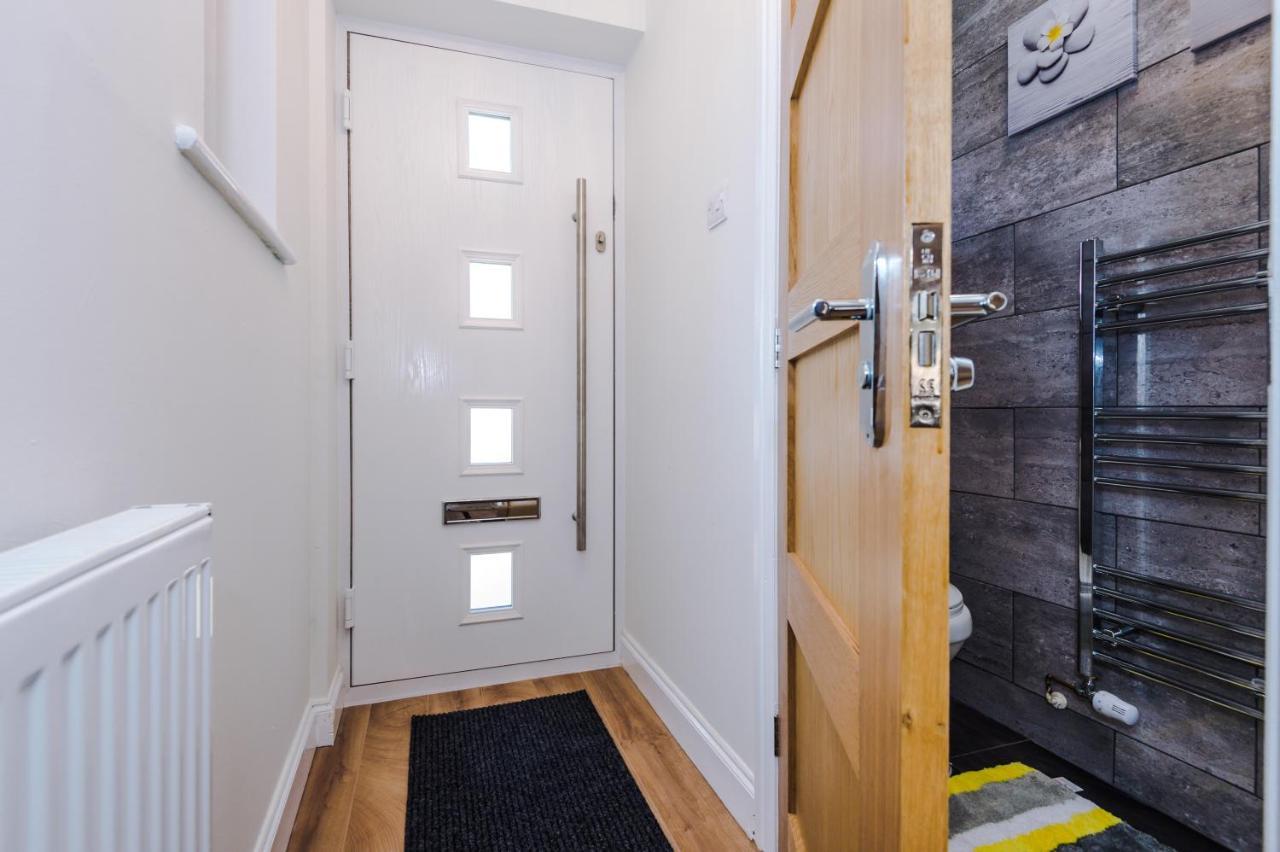 Stylish 4 Bedroom Home Close To Manchester City Centre Ngoại thất bức ảnh