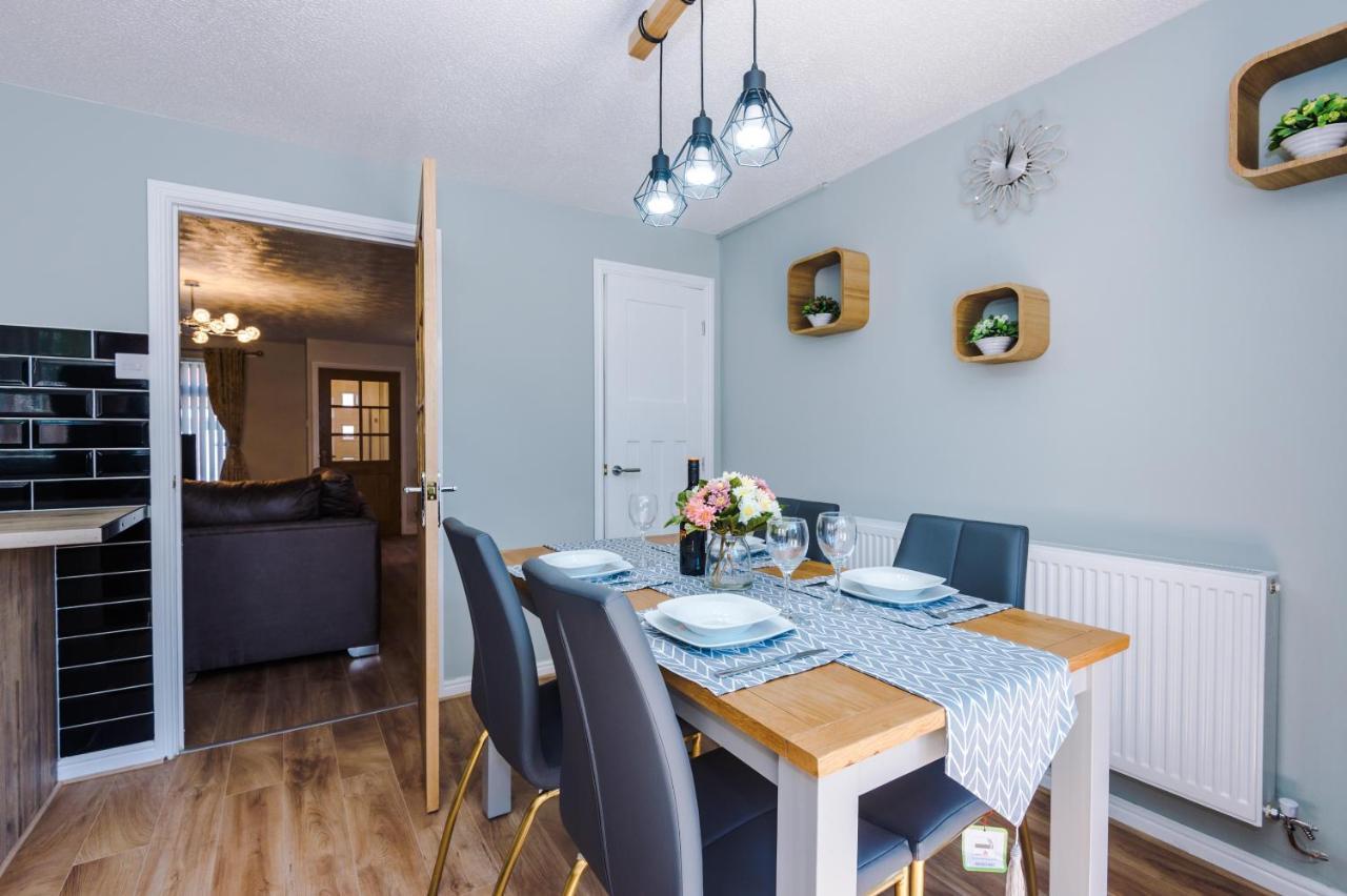 Stylish 4 Bedroom Home Close To Manchester City Centre Ngoại thất bức ảnh