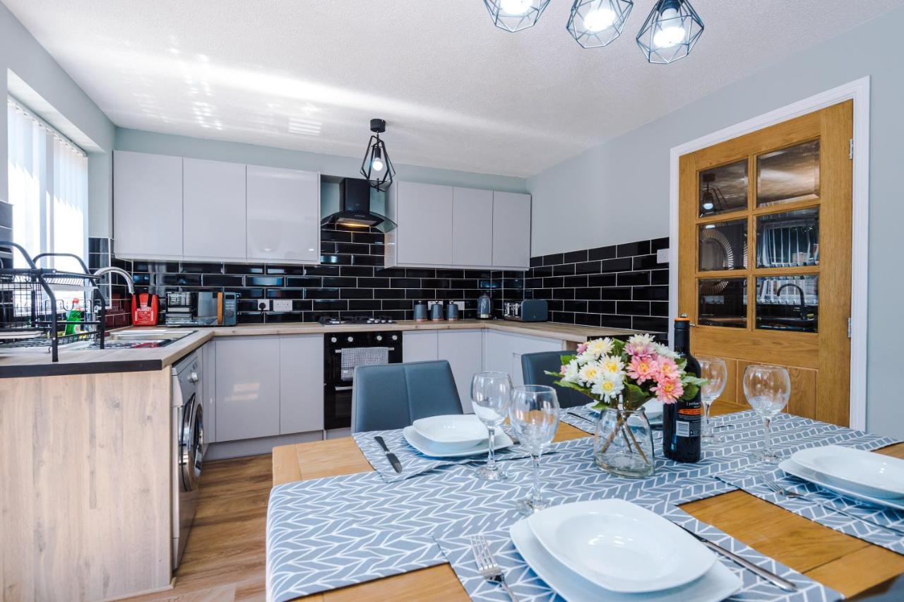 Stylish 4 Bedroom Home Close To Manchester City Centre Ngoại thất bức ảnh