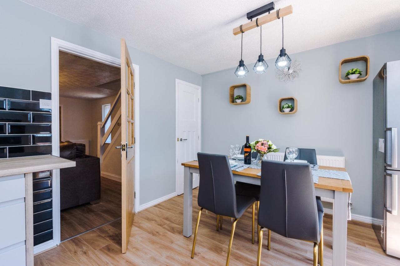 Stylish 4 Bedroom Home Close To Manchester City Centre Ngoại thất bức ảnh